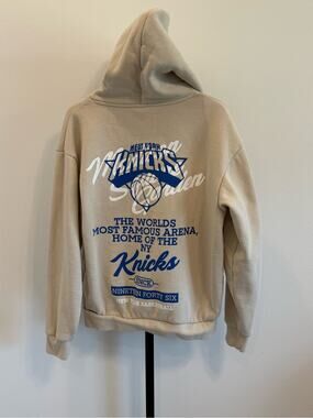 The Wild Collective NY Knicks Pullover Hoodie Free People Basketball Champs Smal